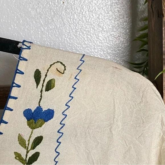 Mexican Embroidered Dress - Picture 8 of 12